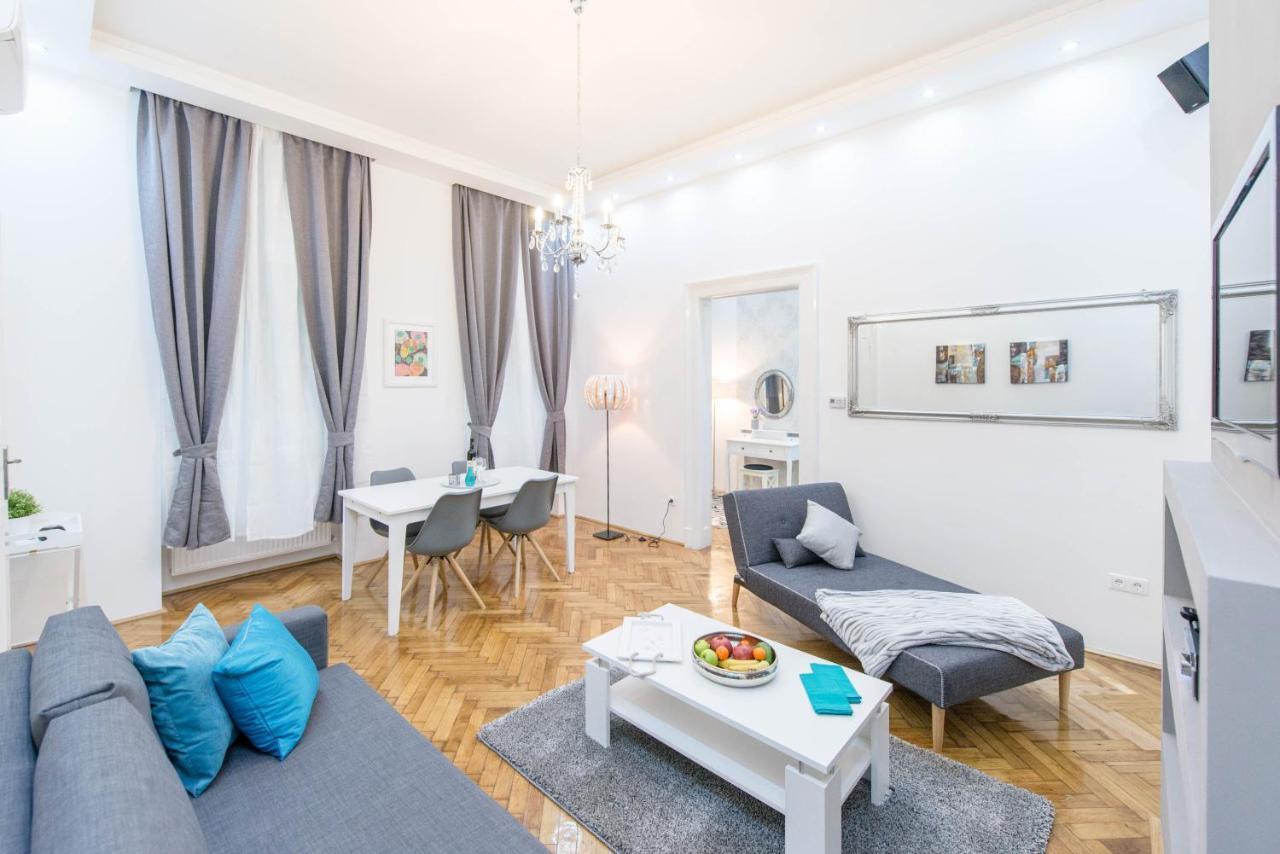 Dominik Apartment Budapest Eksteriør billede